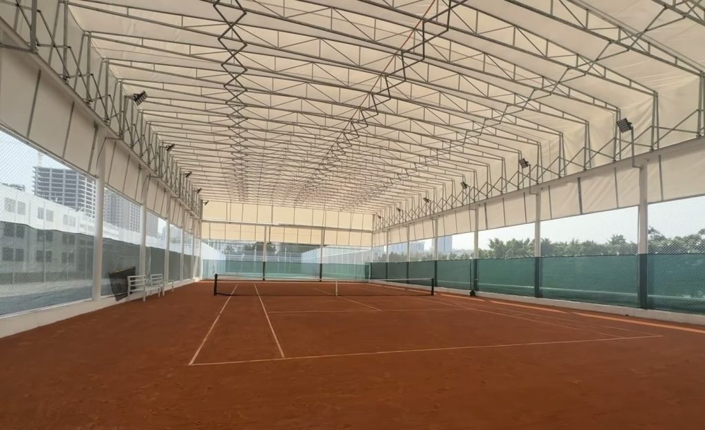 Mái che sân thể thao 3 Mái che sân thể thao SBM lắp đặt khu vực sân tennis